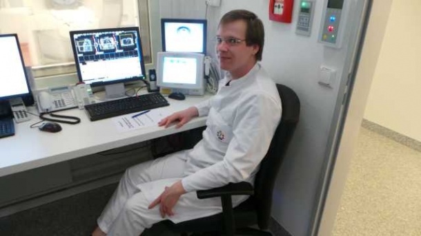 Radiographer Sebastian Blex plays an important role in the PET/MR on-going...