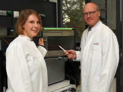 Dr. Stefanie Heilmann-Heimbach and Prof. Markus Nöthen from the Institute of...