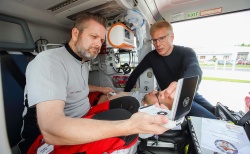 Sonographiekurs für medizinische Hubschrauberbesatzung