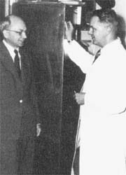 1953: Eppendorfs founders, Dr Heinrich Netheler (left) and Dr Hans Hinz