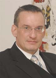 Dr Meinrad Lugan 
