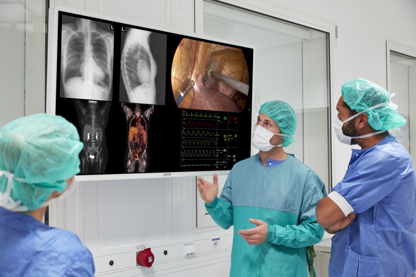 The plug and play approach enables faster turnarounds in the operating room